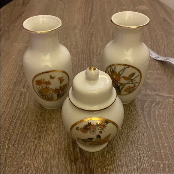 Japanese gold art bundle small bud vases. Beautiful Fine China - Picture 2 of 8